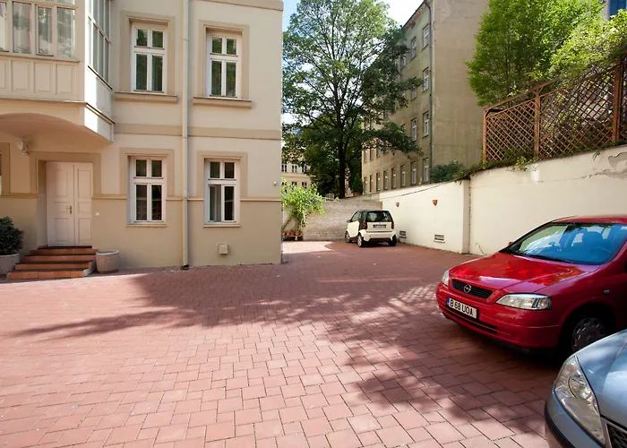 Louis Leger - Czech Leading Hotels Prag